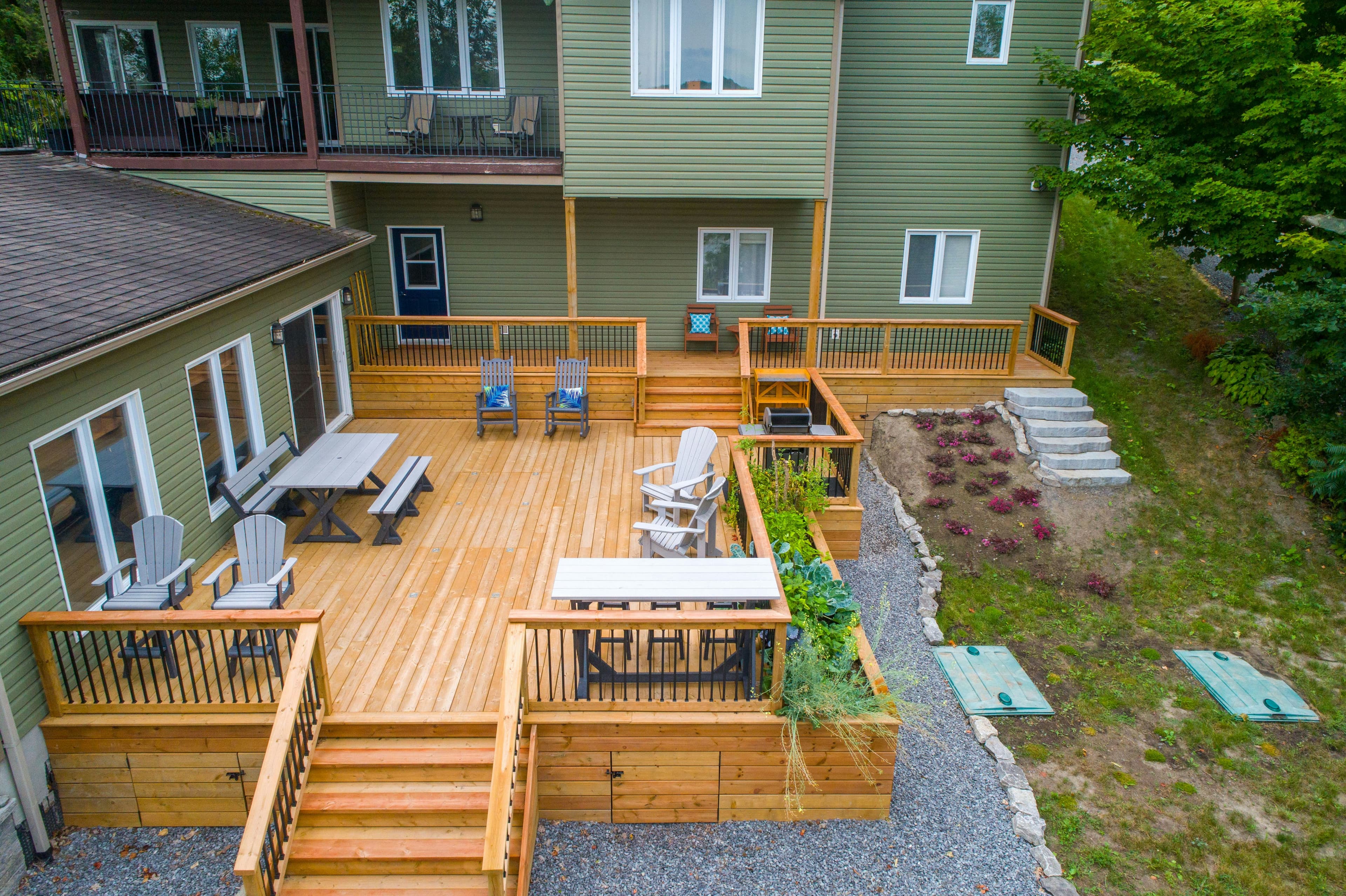 Custom deck by Concord Design & Build